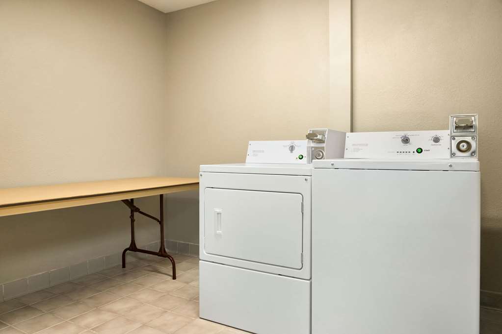 baymont by wyndham blackwell i 35