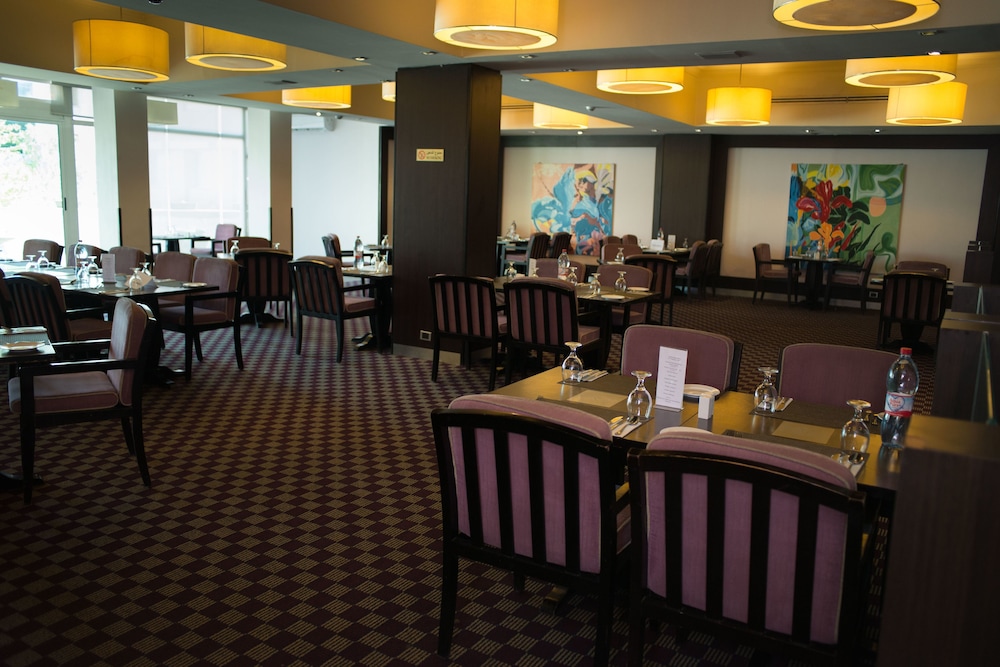 century park hotel