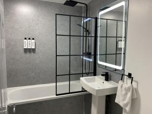 the roade house rooms