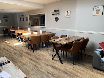 the roade house rooms