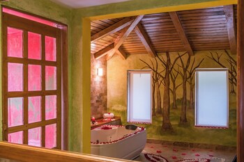 luna runtun adventure spa