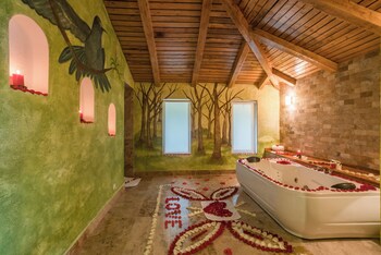 luna runtun adventure spa