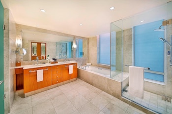 the ritz carlton executive residences