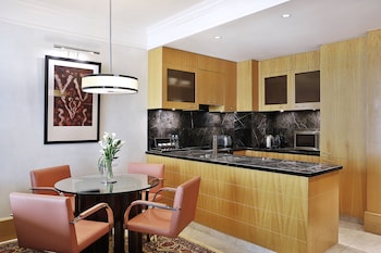 the ritz carlton executive residences