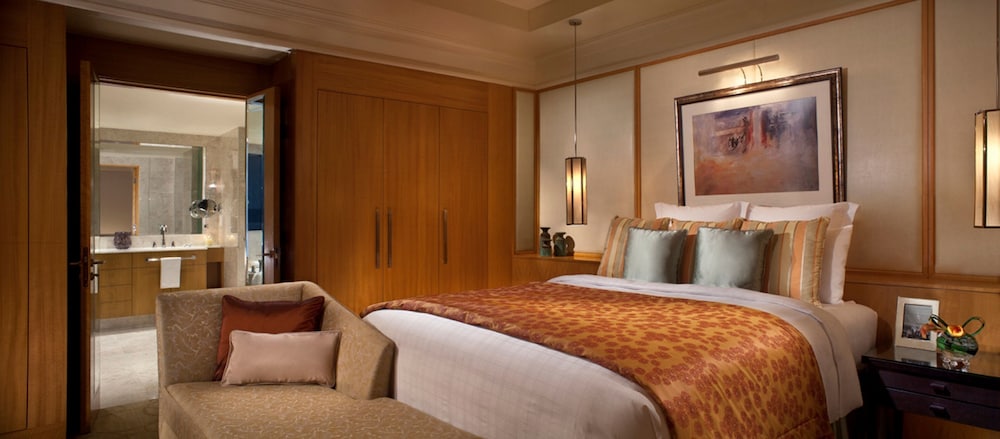 the ritz carlton executive residences