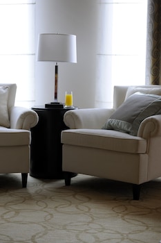 The Ritz-Carlton Executive Residences,Dubai>>Difc,5 star