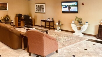 quality inn and suites conference center statesboro historic district