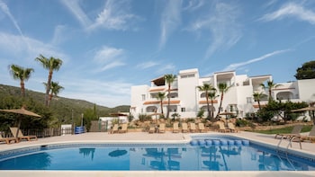 apartamentos blanco sol