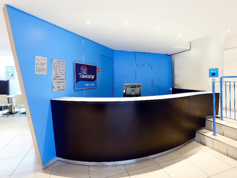 travelodge london central aldgate east