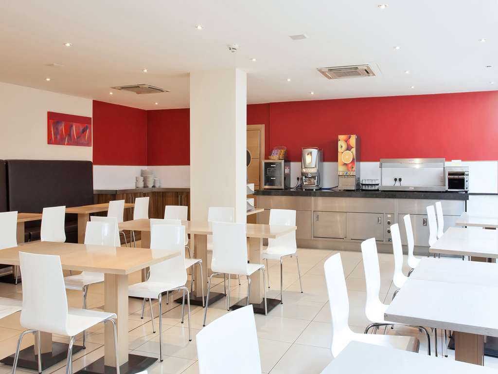 travelodge london central aldgate east