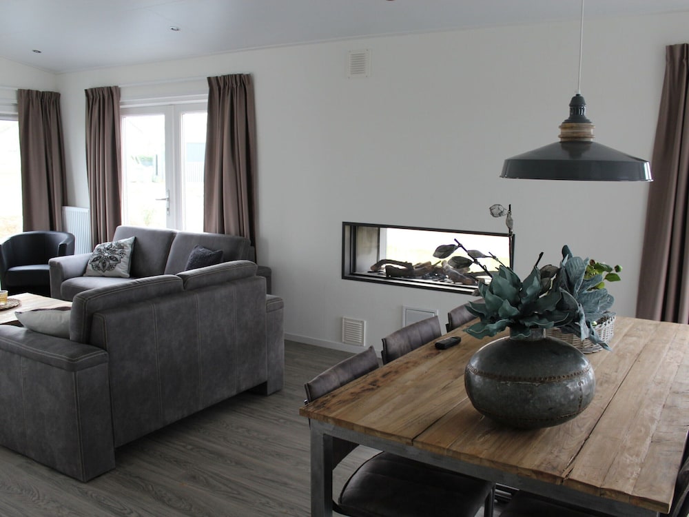 tidy chalet with a dishwasher on the bemelerberg