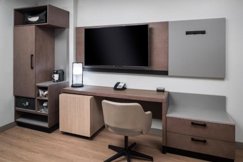hyatt place tempe phoenix university