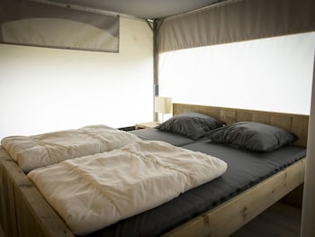 tent lodge near loonse and drunense dunes