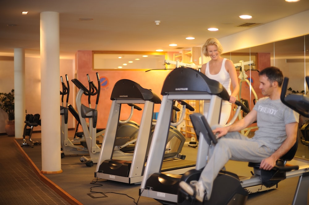 post alpina family mountain chalets