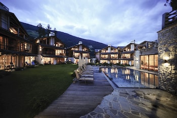 post alpina family mountain chalets