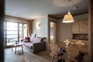 post alpina family mountain chalets