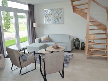 cozy house on top of the bemelerberg