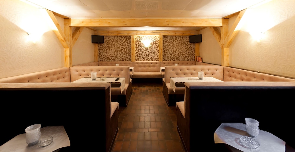 sure hotel by best western rhoen garden
