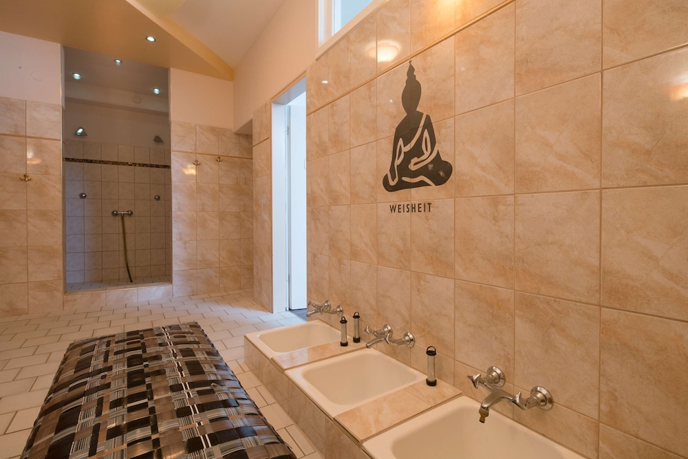 sure hotel by best western rhoen garden
