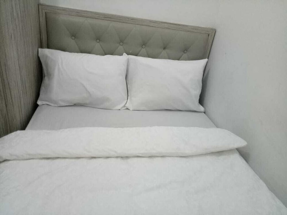 hotel syariah mama kutajaya pasar kemis