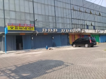 hotel syariah mama kutajaya pasar kemis