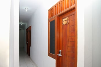 hotel syariah mama kutajaya pasar kemis