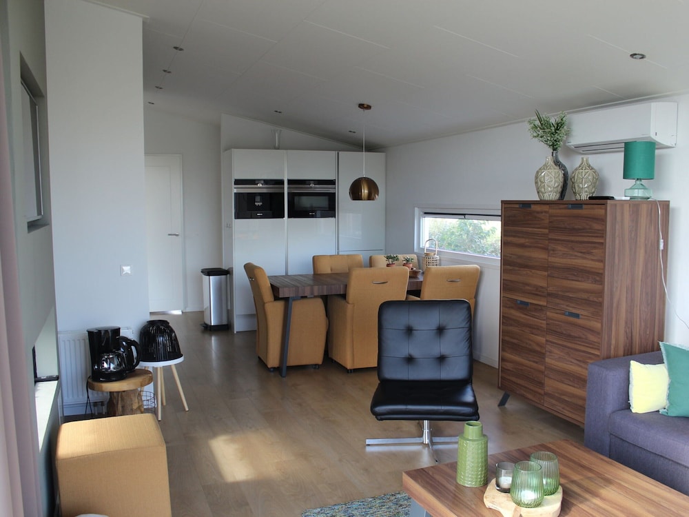 atmospheric chalet on top of the bemelerberg