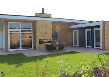 atmospheric chalet on top of the bemelerberg