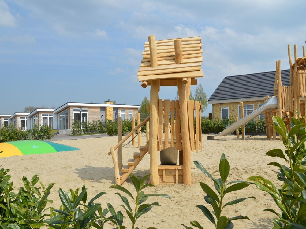 atmospheric chalet on top of the bemelerberg