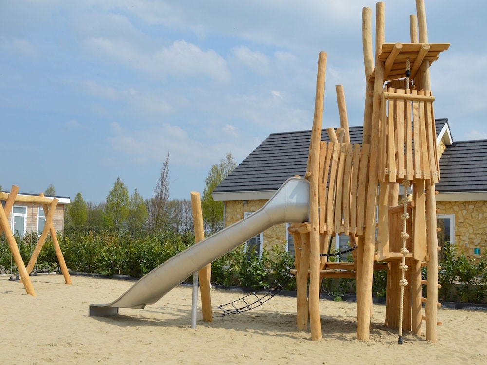 atmospheric chalet on top of the bemelerberg