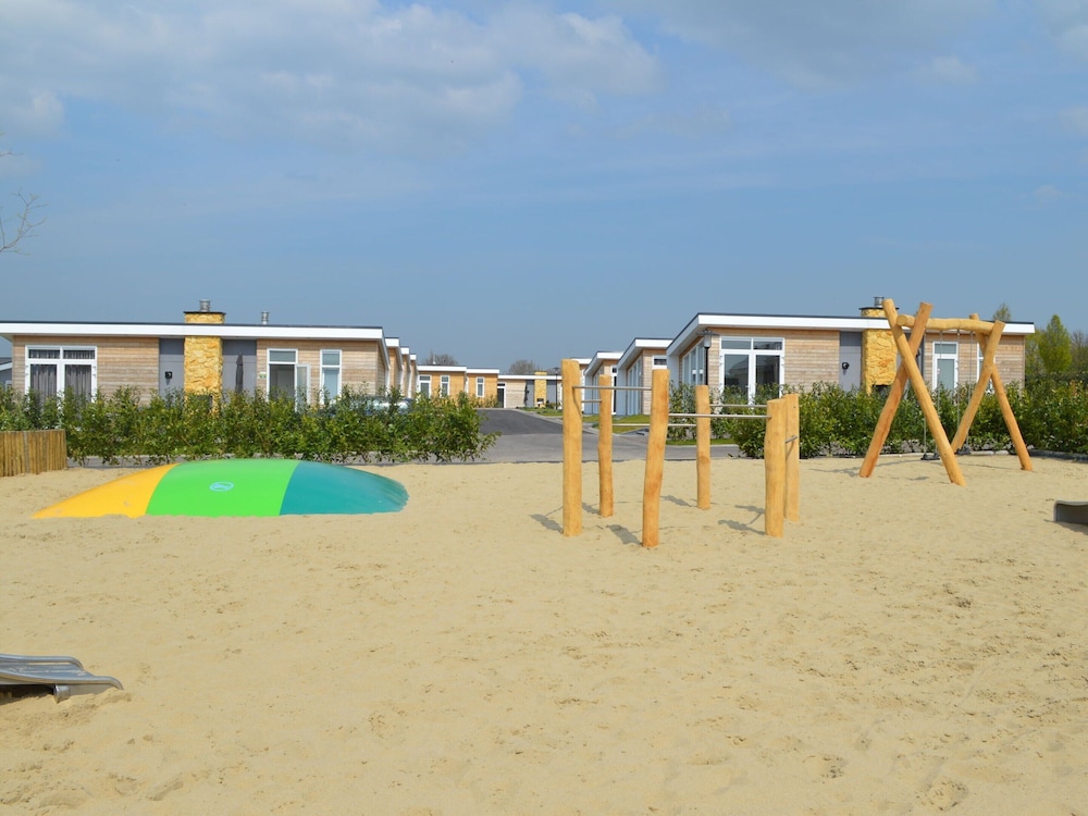 atmospheric chalet on top of the bemelerberg