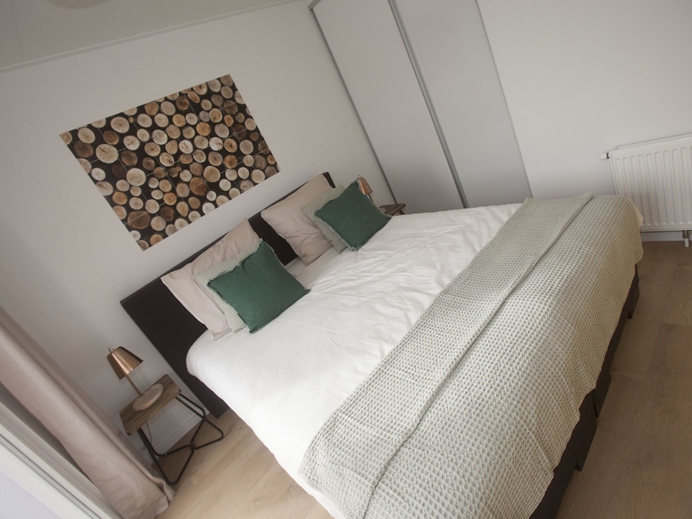 atmospheric chalet on top of the bemelerberg