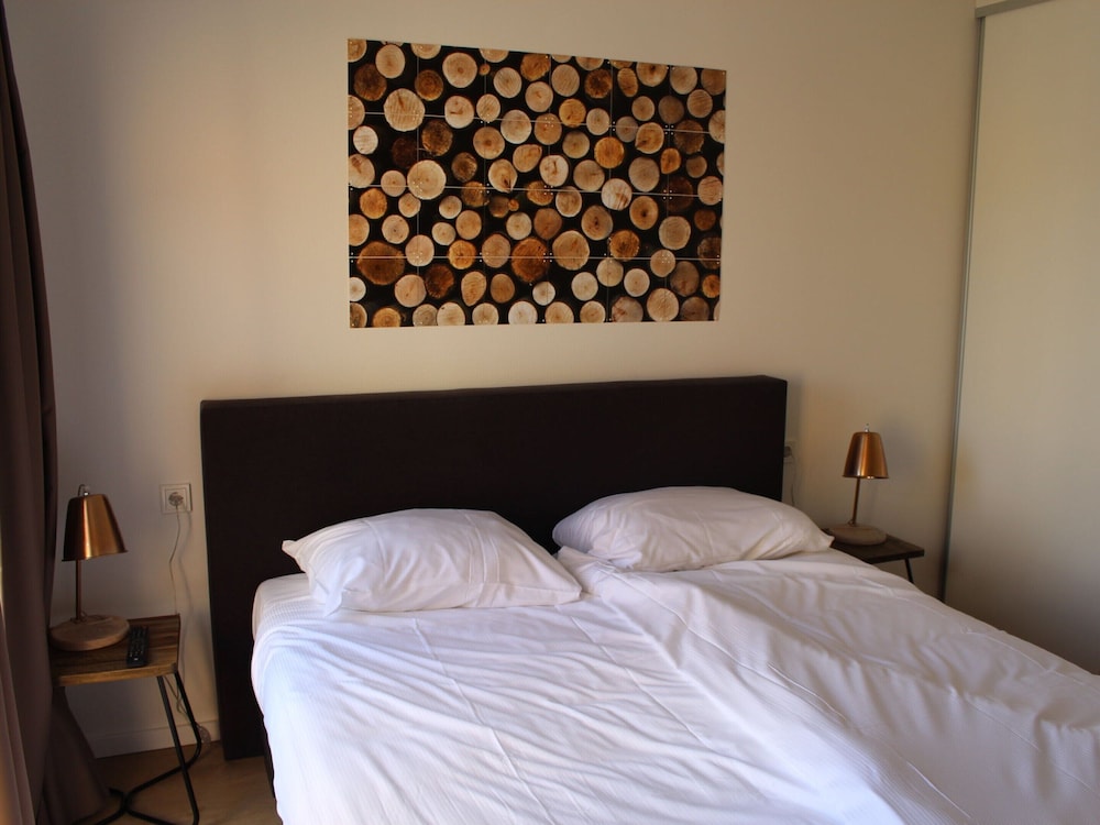 atmospheric chalet on top of the bemelerberg