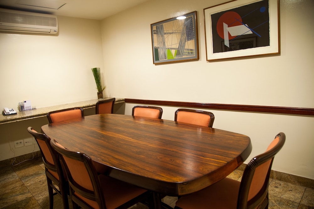 rio aeroporto hotel ex luxor