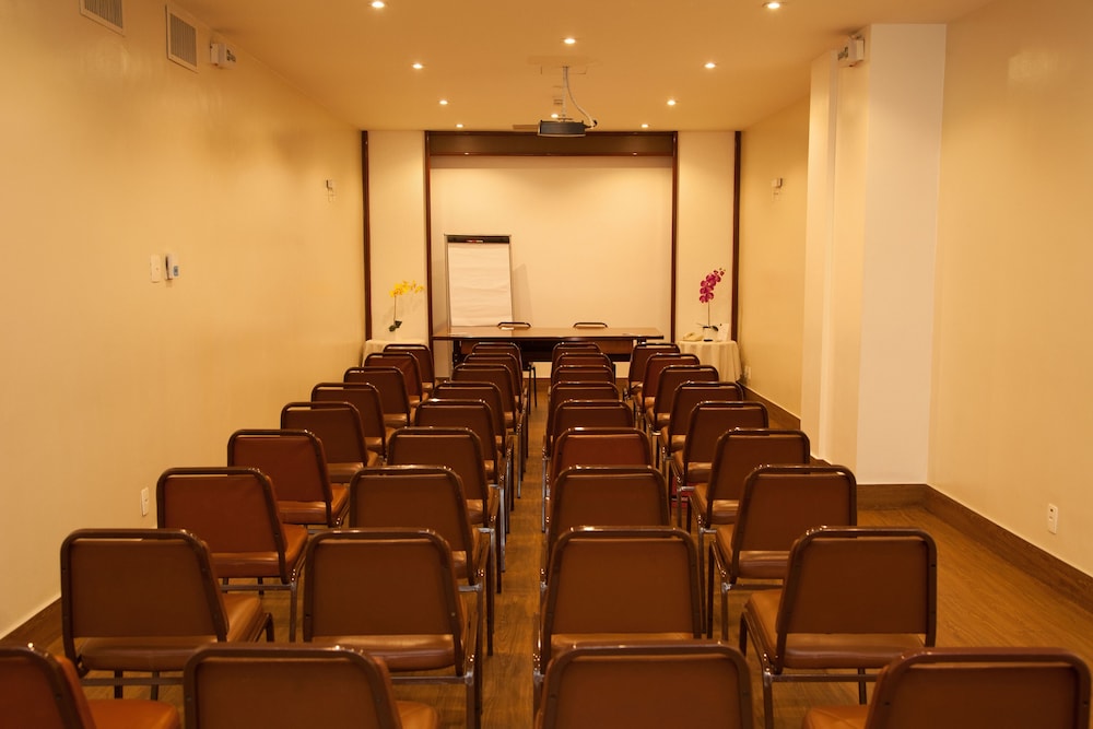 rio aeroporto hotel ex luxor