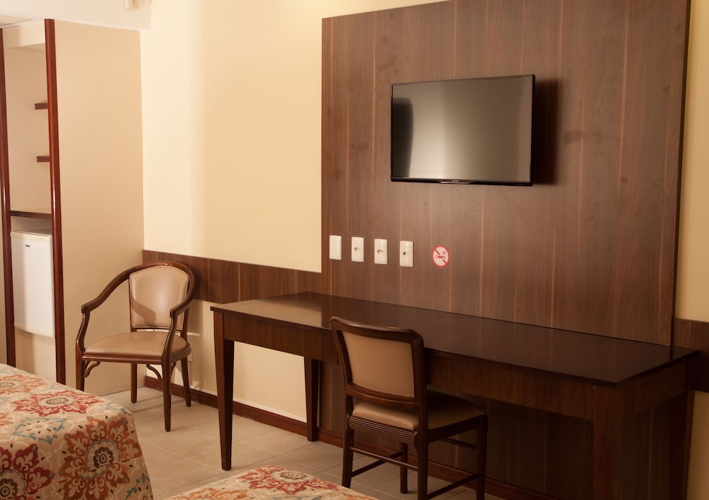 rio aeroporto hotel ex luxor