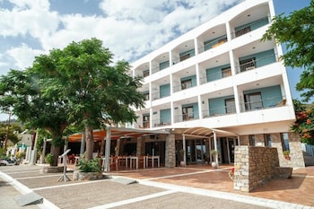 Hotel Pavlou,Galatas>>Attica,3 star