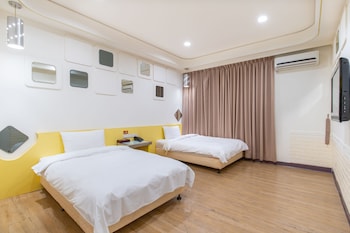 giant rich king plaza hotel