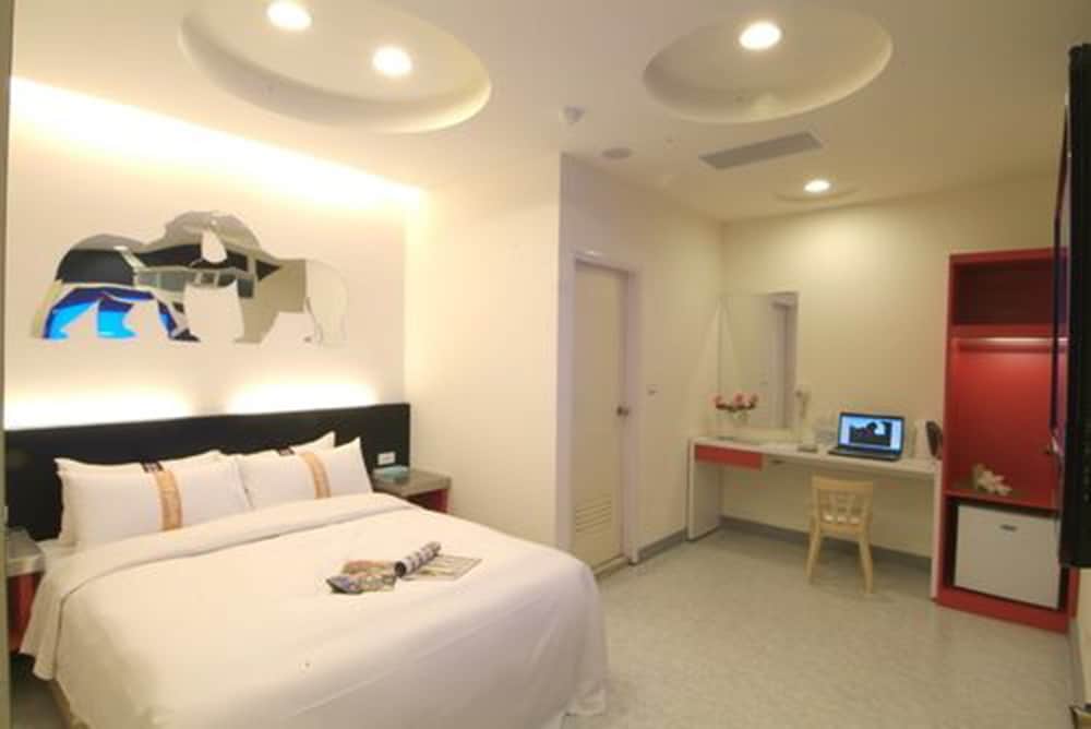 giant rich king plaza hotel