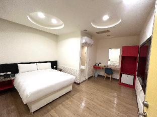 giant rich king plaza hotel