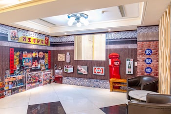 giant rich king plaza hotel