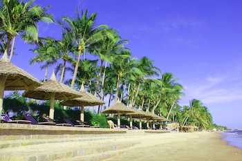 muine sun and sea beach boutique resort and glamping