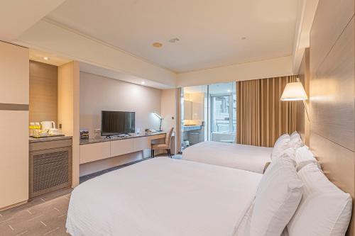 check inn select taichung dadun