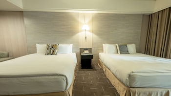 check inn select taichung dadun