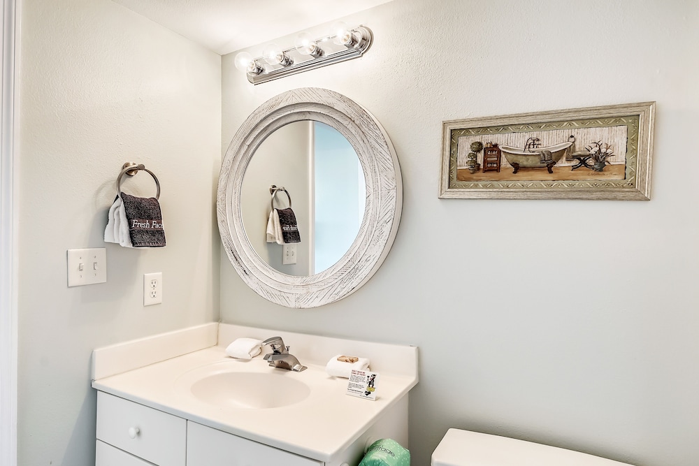seacrest 702 is a gulfview 2 br on okaloosa island by redawning