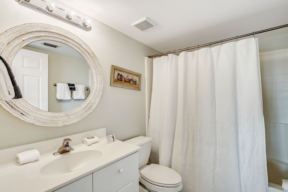 seacrest 702 is a gulfview 2 br on okaloosa island by redawning