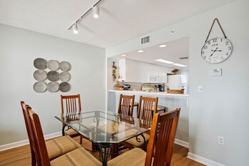seacrest 702 is a gulfview 2 br on okaloosa island by redawning