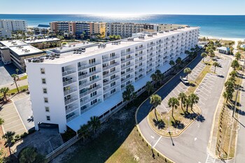 seacrest 605 is a 2 br gulf front on okaloosa island by redawning