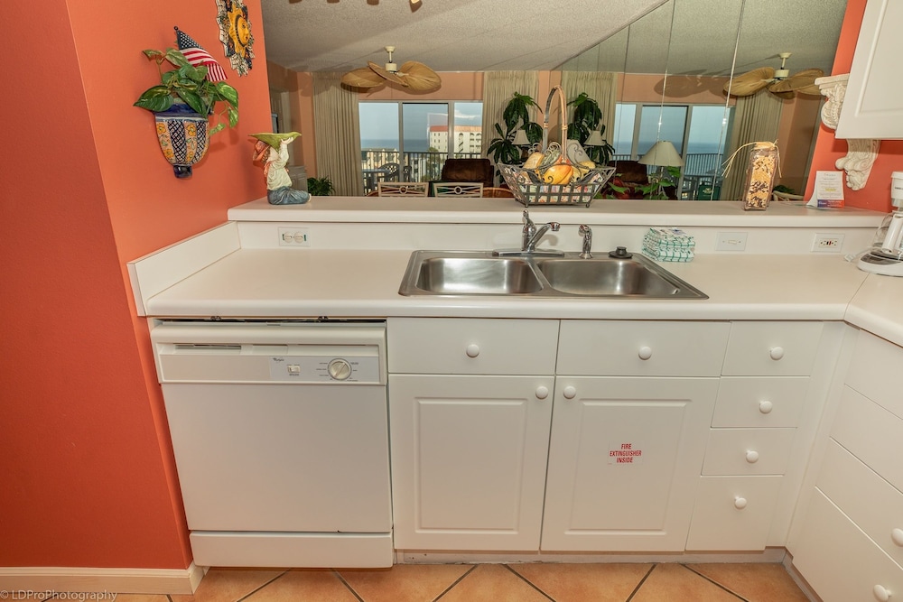 seacrest 605 is a 2 br gulf front on okaloosa island by redawning