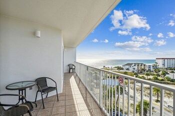 seacrest 706 is a 2 br gulf front on okaloosa island by redawning